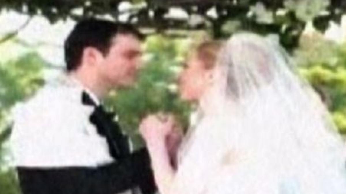 chelsea clinton s a maritat cu marc mezvinsky vezi imagini de la nunta video