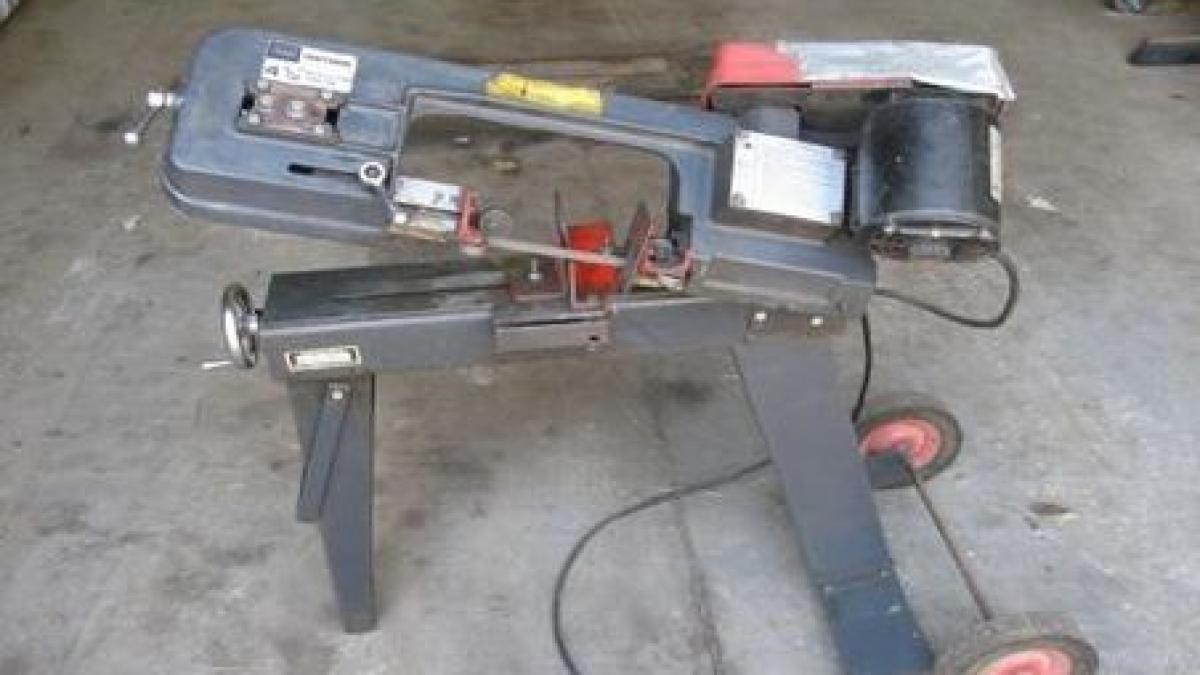 doi muncitori au fost raniti in urma unei explozii de la fabrica 21 ianuarie din ploiesti