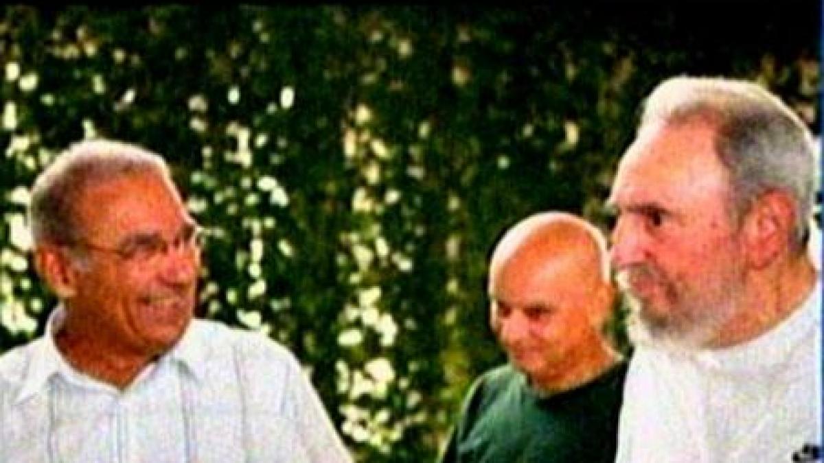 fidel castro si a prezentat primul volum de memorii