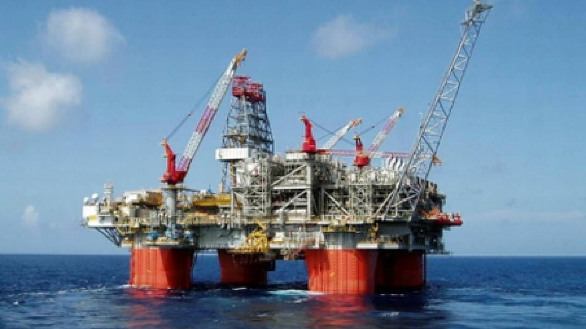 compania british petroleum va cimenta putul de extractie avariat din golful mexic