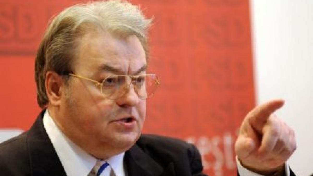 c v tudor basescu asteapta razboiul impotriva iranului ca sa dizolve parlamentul video