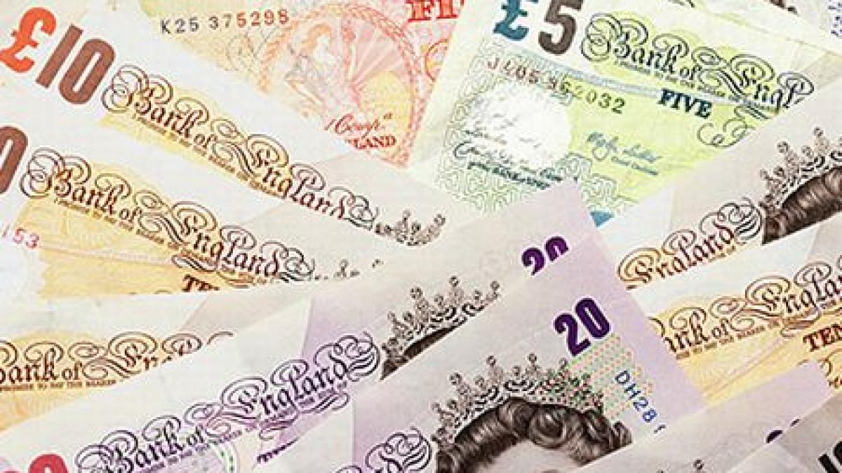 londra guvernul intentioneaza sa reduca pensiile cu 25