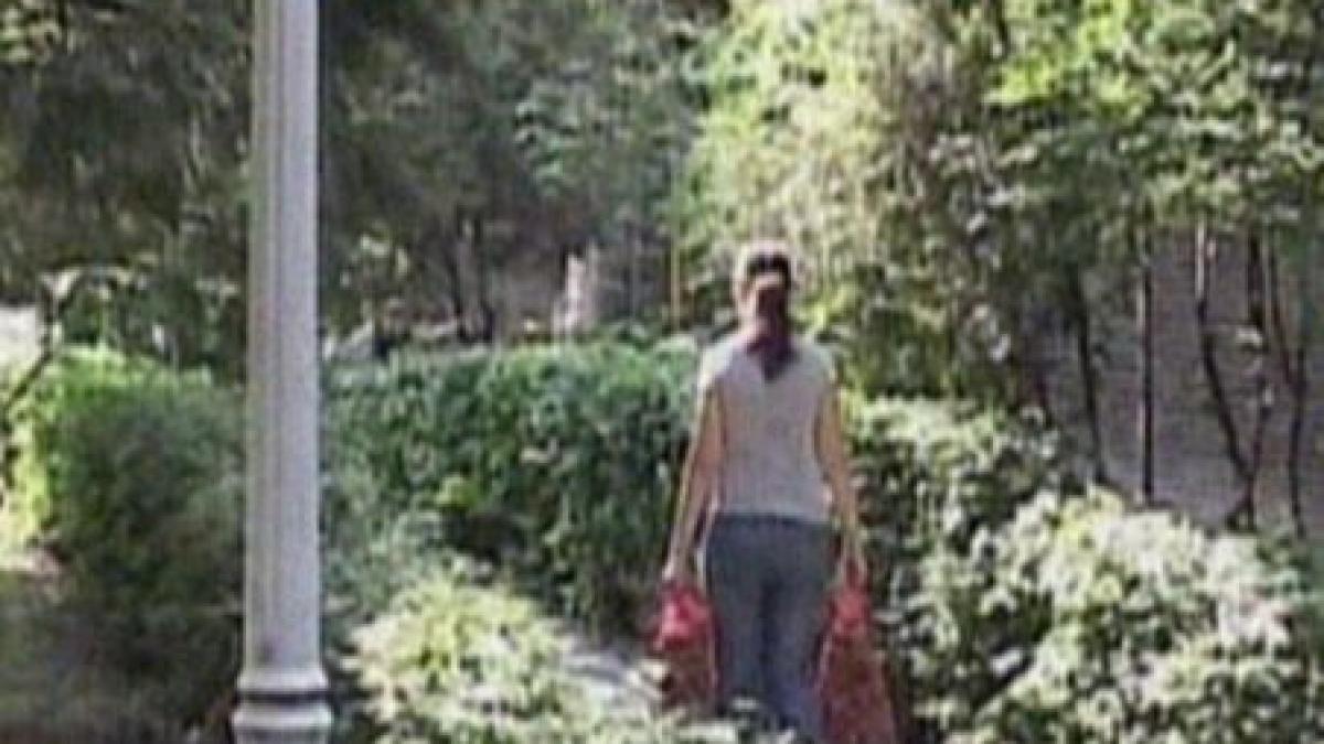 cabinetul parlamentar al lui sever voinescu transformat pentru cateva zile in depozit de cartofi