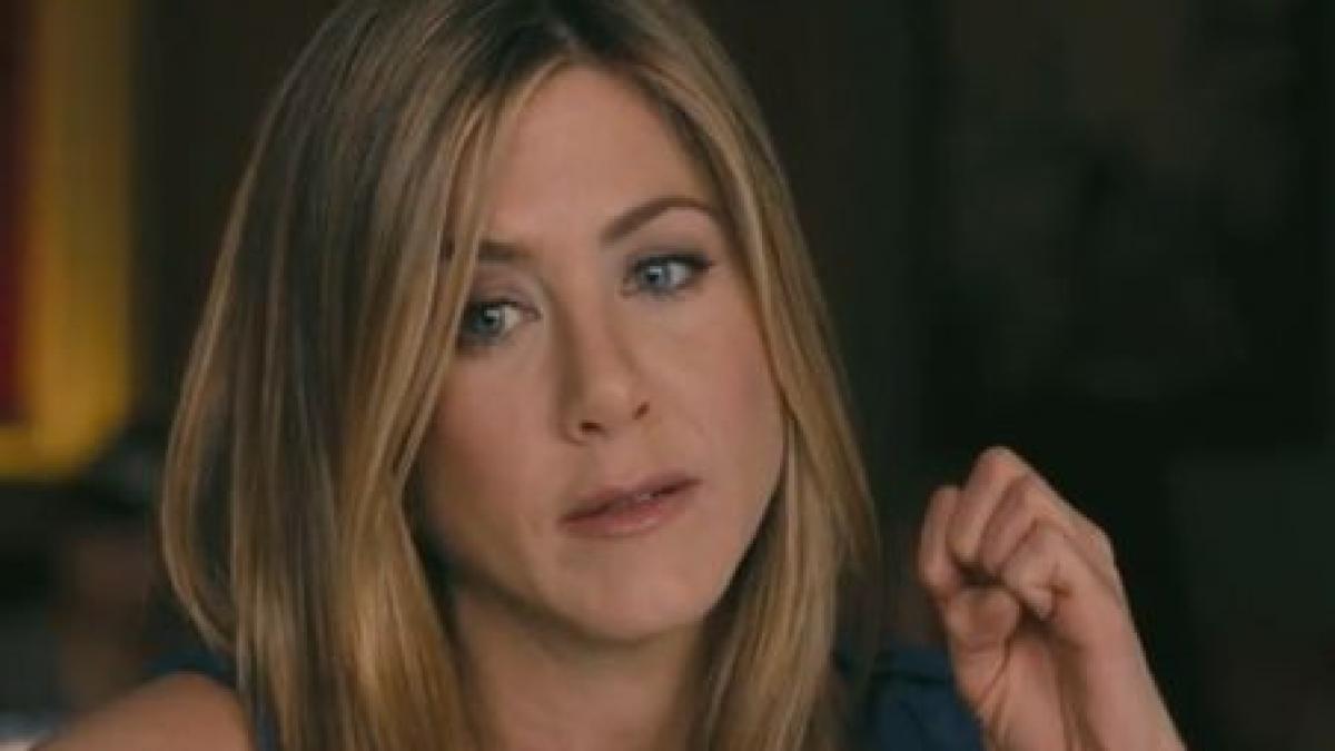 filmul the switch cu jennifer aniston aduce in dezbatere tema fertilizarii in vitro
