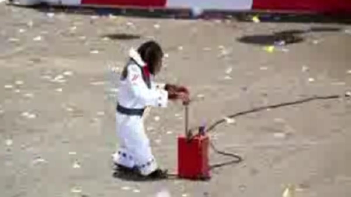 dodge inlocuieste maimuta dintr un spot cu una invizibila dupa ce a fost contestata de peta video