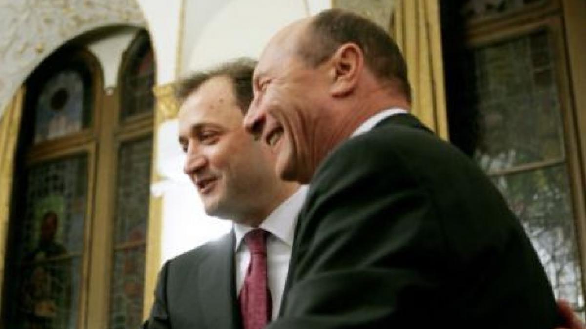 traian basescu se intalneste la iasi cu premierul vlad filat