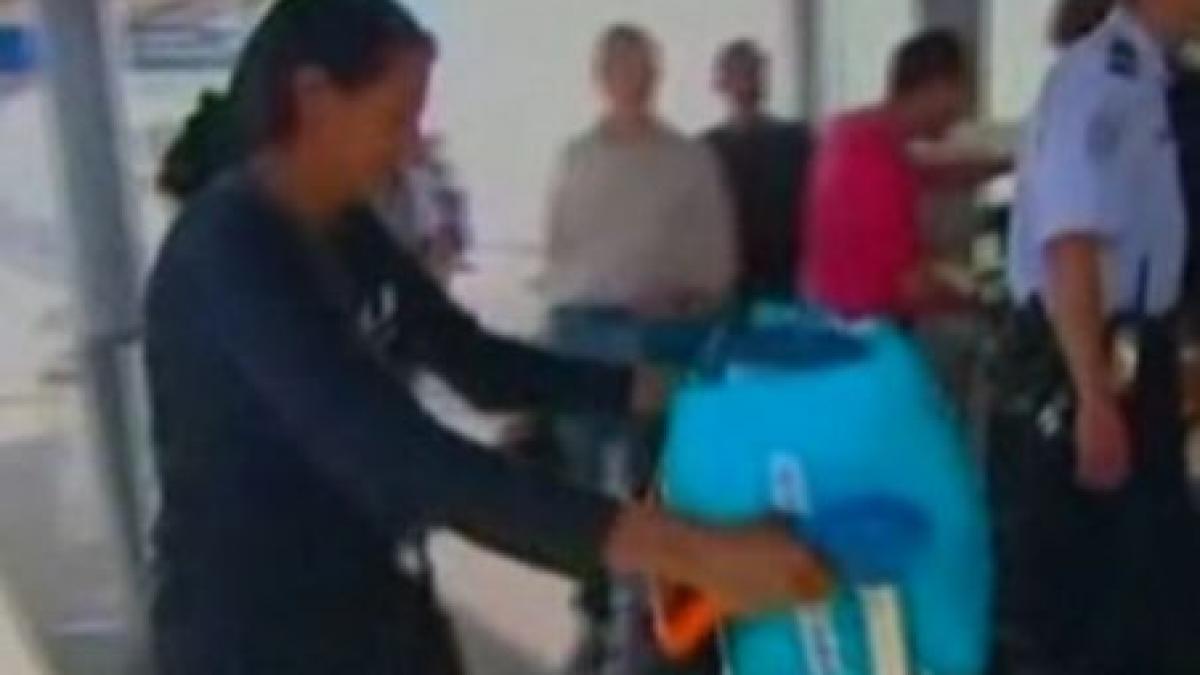 al doilea transport de rromi a ajuns in tara francezii au cheltuit 18 milioane de euro in ultimii