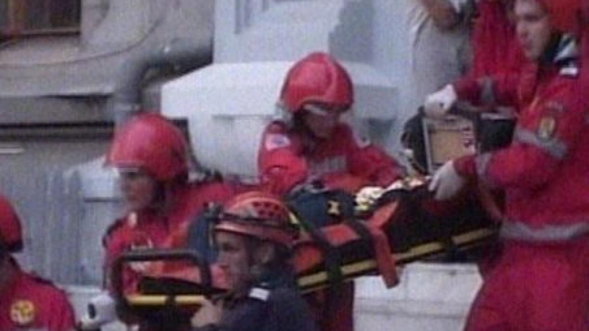 pompierii salvatori de la giulesti avansati in grad medicii cer demisie lui cseke attila