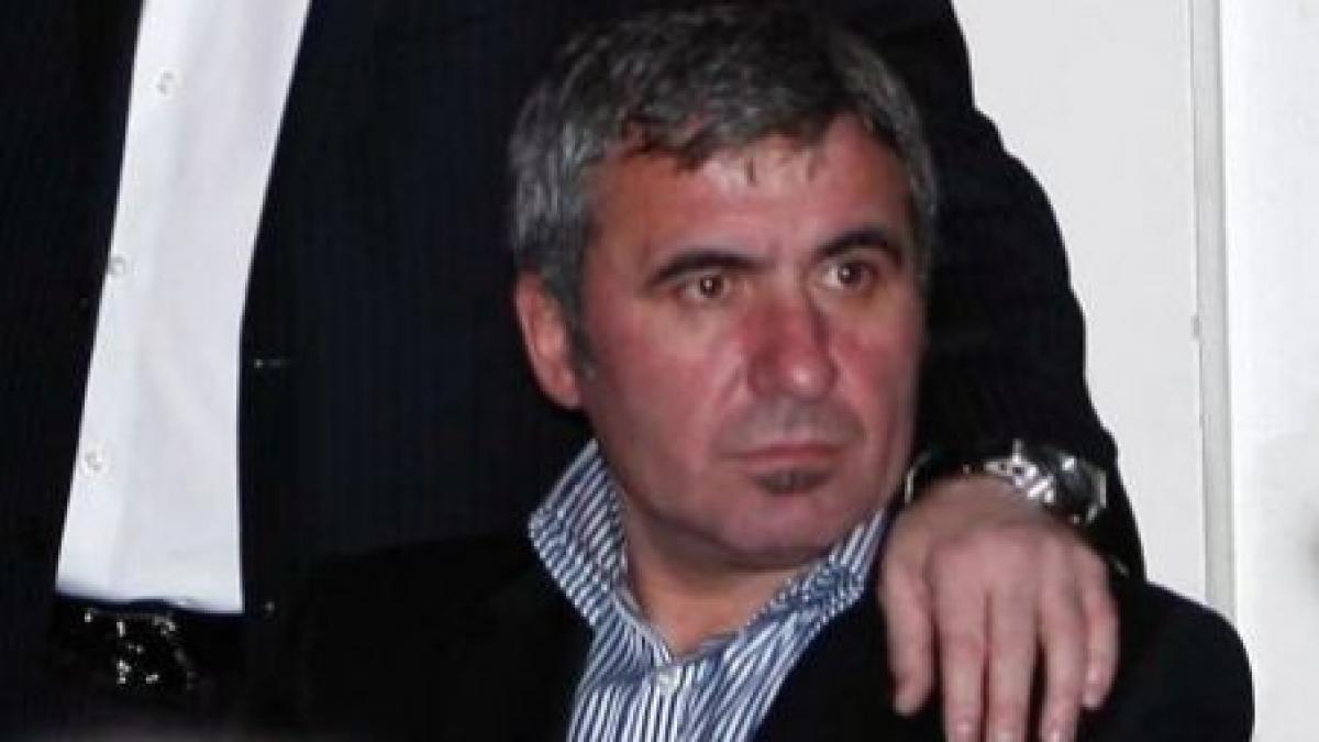 hagi i ar putea lua locul lui frank rijkaard la galatasaray