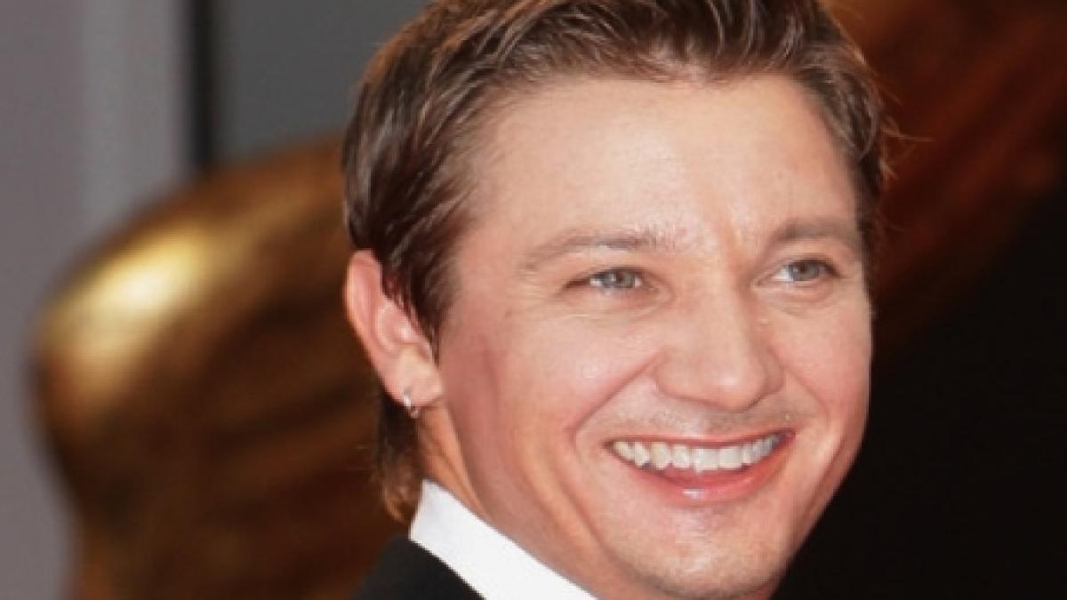 jeremy renner va juca alaturi de tom cruise in misiune imposibila 4