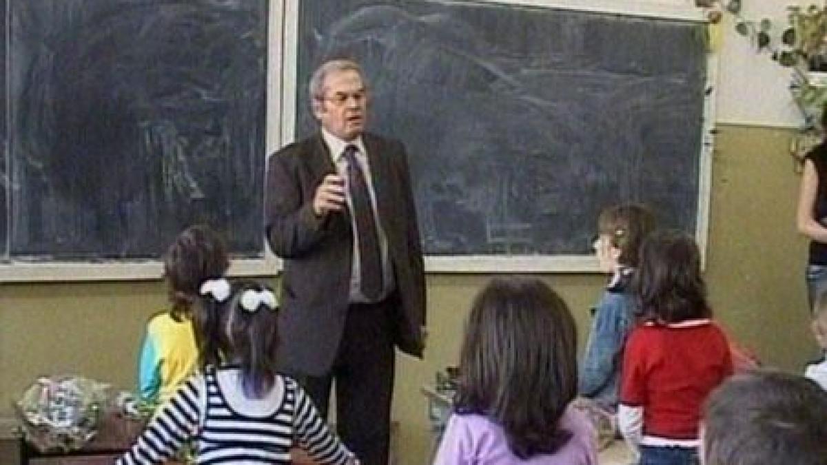 cursurile se vor tine inca din prima zi de scoala a decis ministrul educatiei