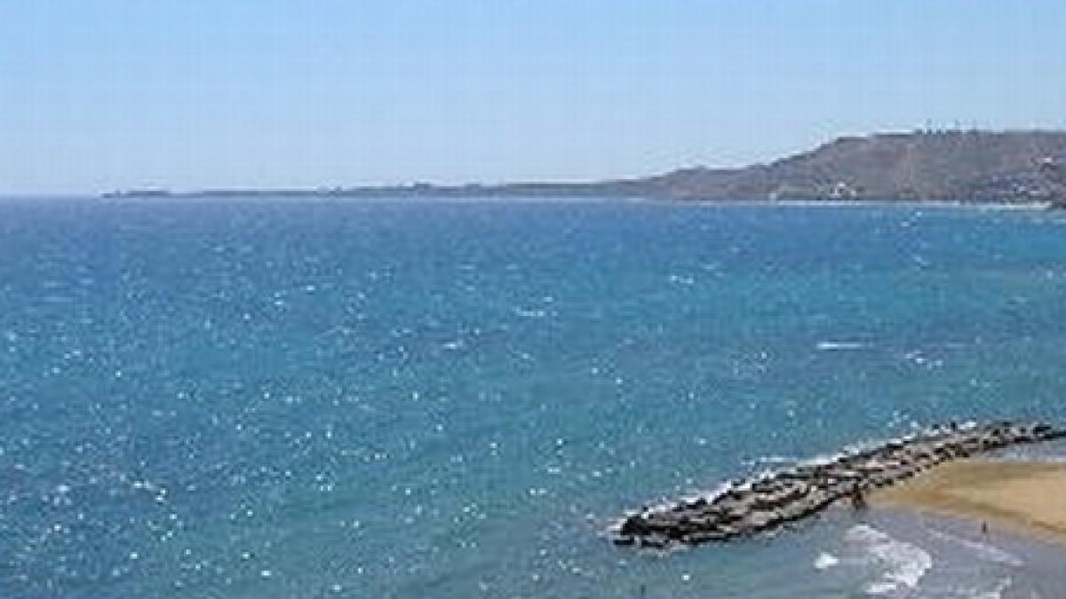 un adolescent roman a murit inecat in italia dupa ce a intrat beat in mare