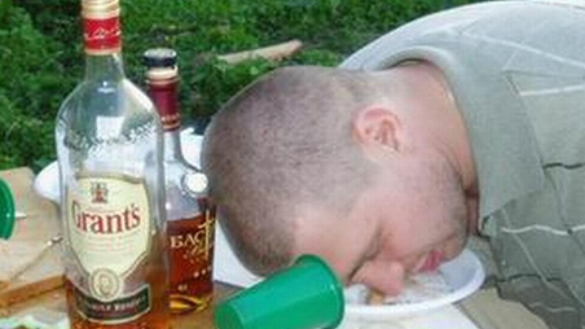 ministrul rus de finante catre populatie fumati si beti mai mult