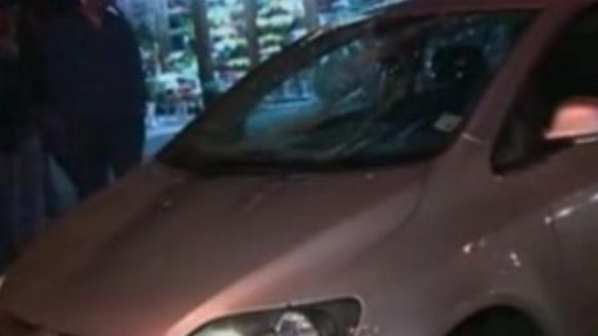 tarat de masina dupa ce a traversat neregulamentar video