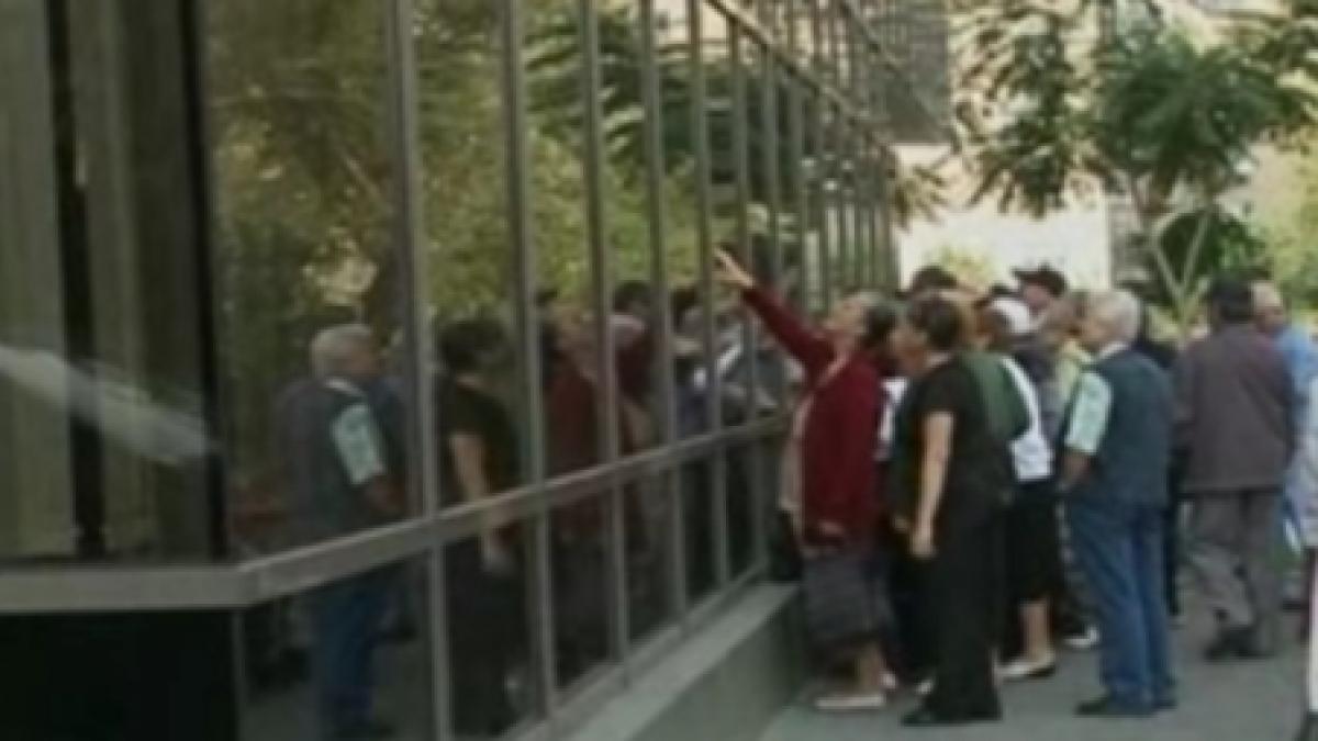 guvernantii muta la finante haosul de la casele de pensii si de sanatate