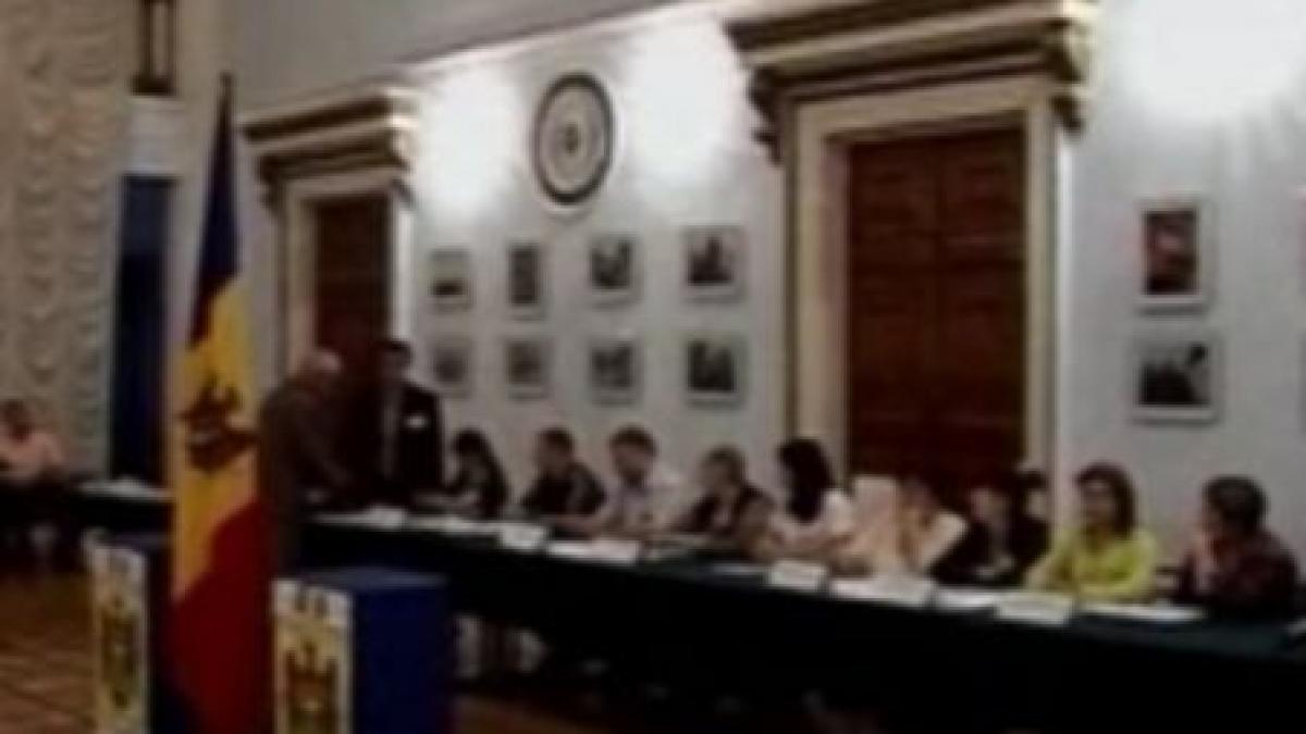 referendumul din republica moldova invalidat din cauza numarului scazut de participanti
