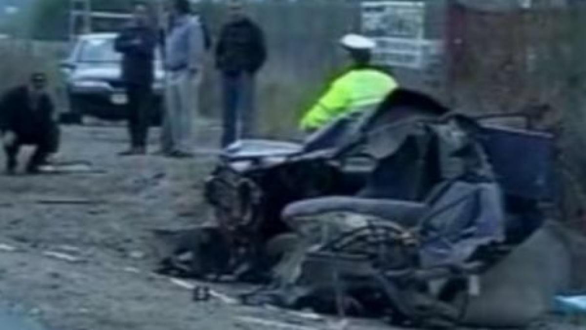 doi sibieni au murit dupa ce au fost calcati de o cisterna video