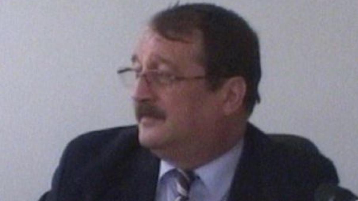 mircea basescu acuzat de o soferita ca a lovit o cu palma