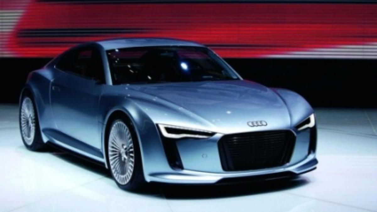 audi va prezenta la paris conceptul r4 e tron roadster foto