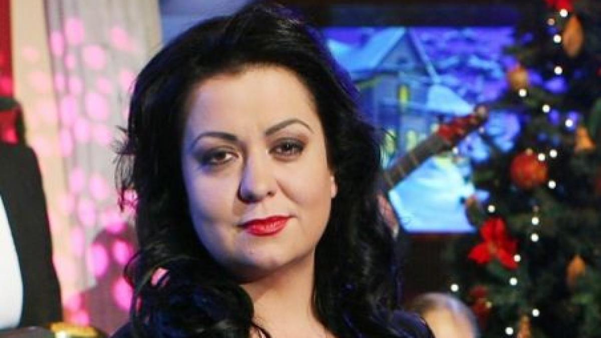 monica anghel a nascut vineri dimineata un baietel perfect sanatos