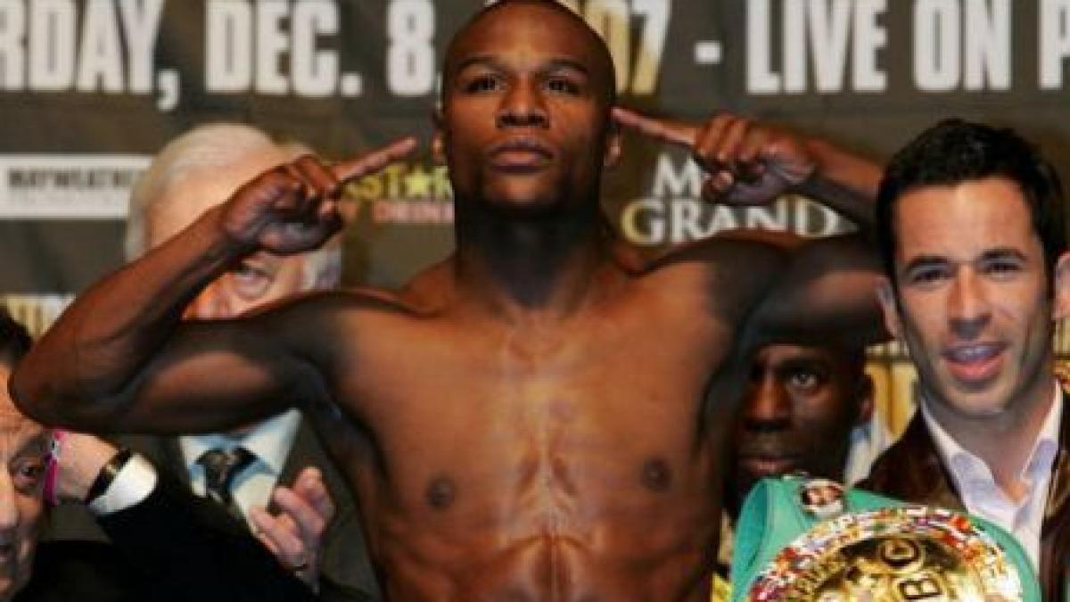 pugilistul floyd mayweather a fost arestat si incarcerat pentru furt