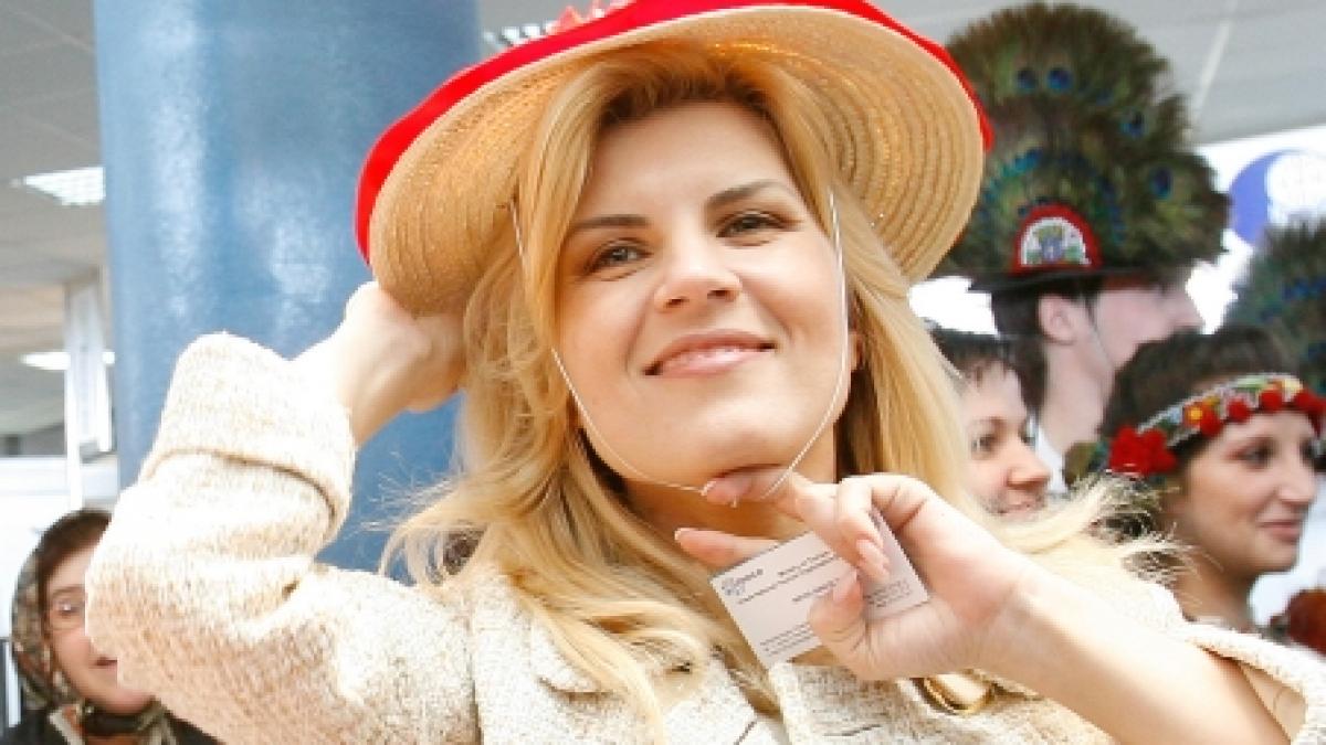 elena udrea s a prins intr o hora la baia de arama si a facut apel la solidaritate