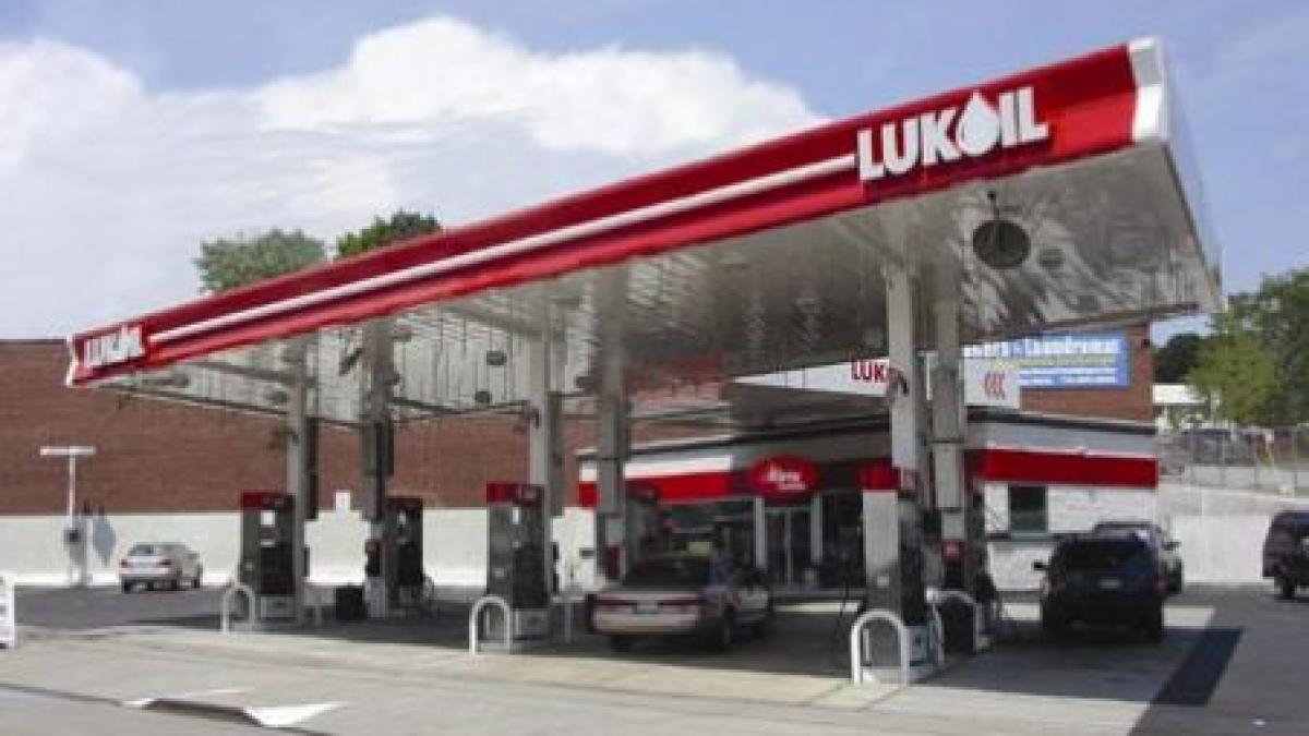 ministerul energiei din rusia propune taxe mai mici la export pentru lukoil
