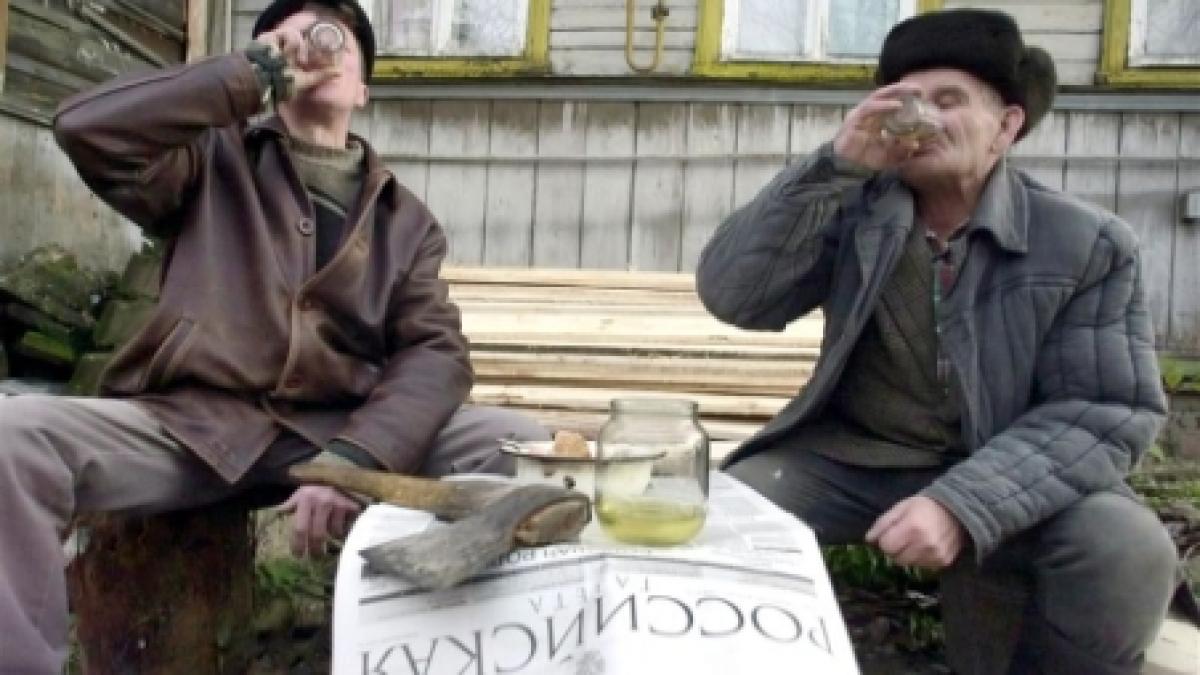 rusii nu si mai pot ineca amarul in alcool vanzarea de vodka limitata in zone afectate de incendii