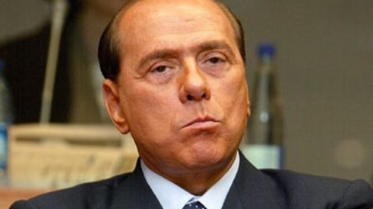 avionul care il transporta pe berlusconi la summitul ue a aterizat de urgenta la milano