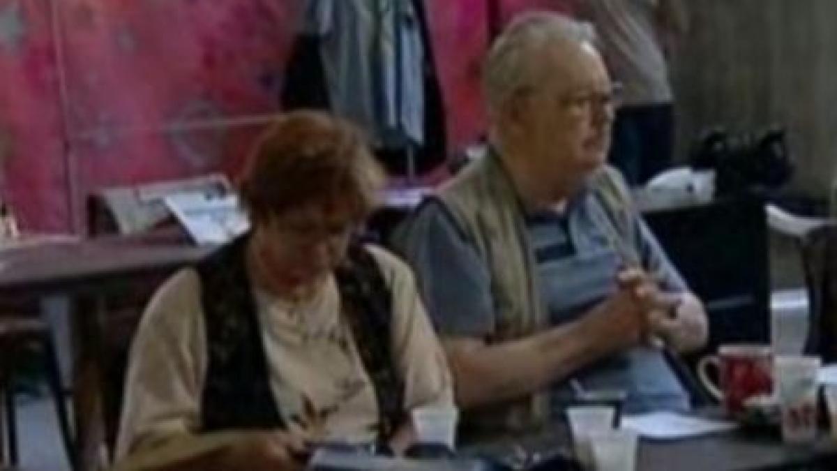 salariul maestrului ion lucian pe luna trecuta 1 leu salariul sotiei 3 lei video