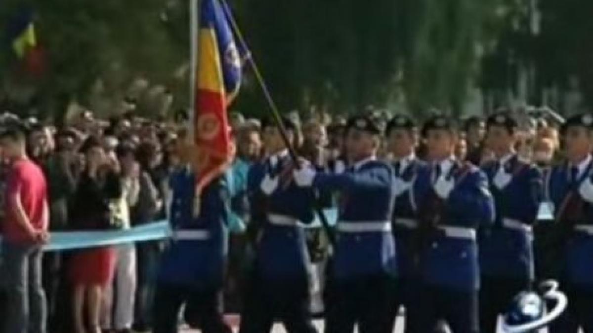 studentii academiei de politie au depus juramantul blaga greul de abia acum incepe video