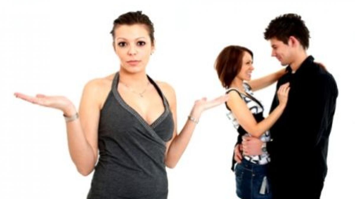 studiu o relatie amoroasa costa doi prieteni apropiati