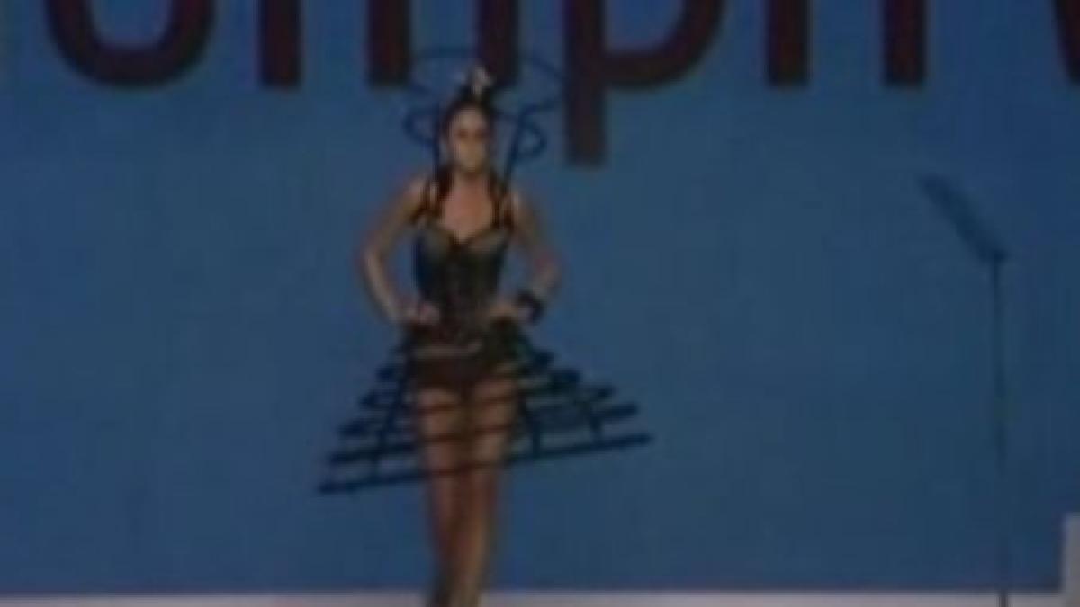 manechine superbe au prezentat lenjerie intima la un concurs international de creatie video