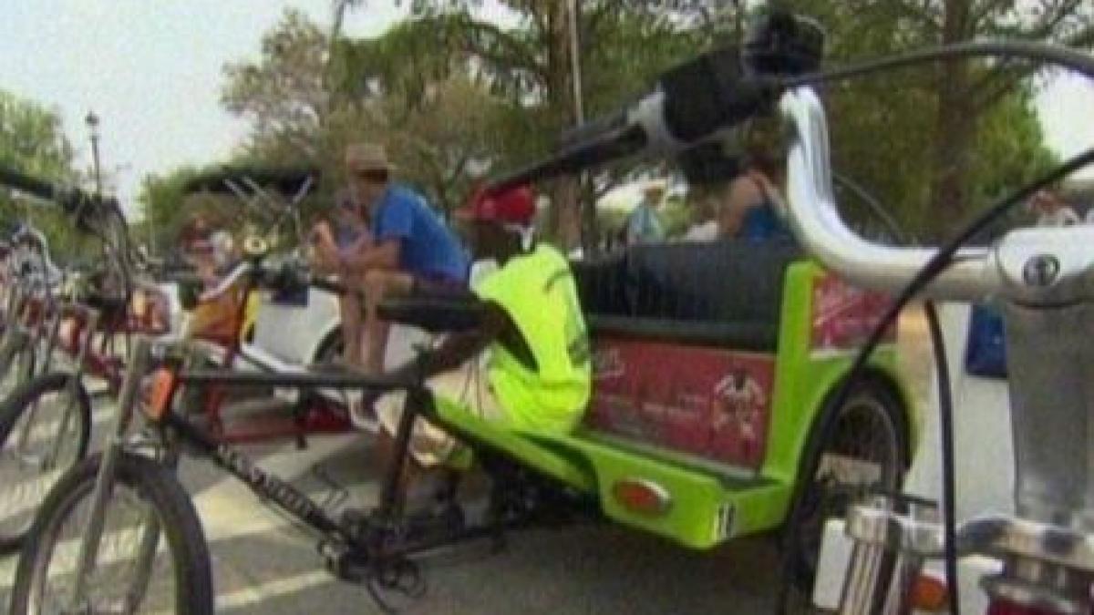 taxiul cu pedale la mare cautare in sua video