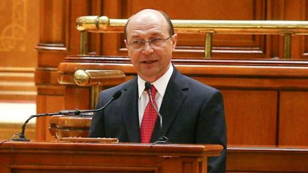 basescu in 2011 vom semna un nou acord cu fmi romanii sunt pe buna dreptate revoltati pentru ca au