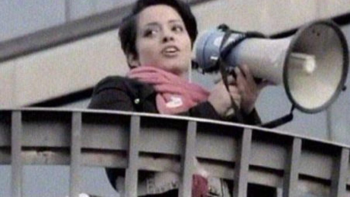 o romanca a scos 20 000 de suedezi in strada ca sa protesteze fata de un partid extremist video