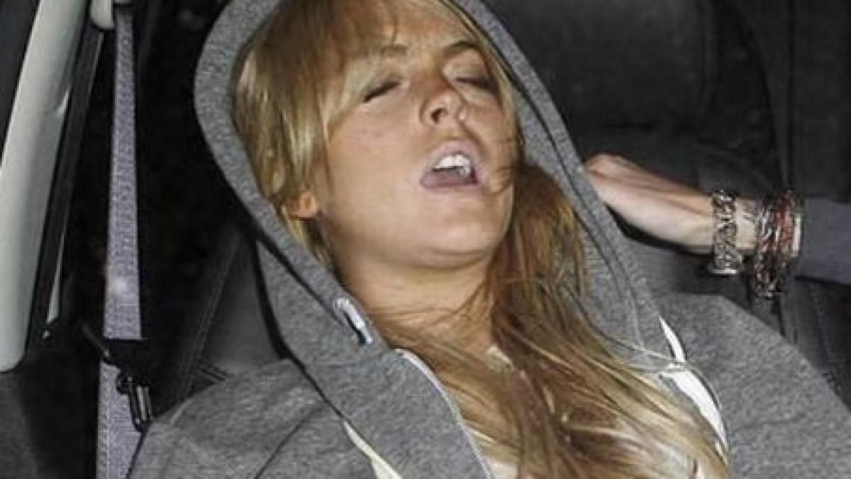 vedetele si cocaina lindsay lohan si paris hilton probleme cu drogurile video
