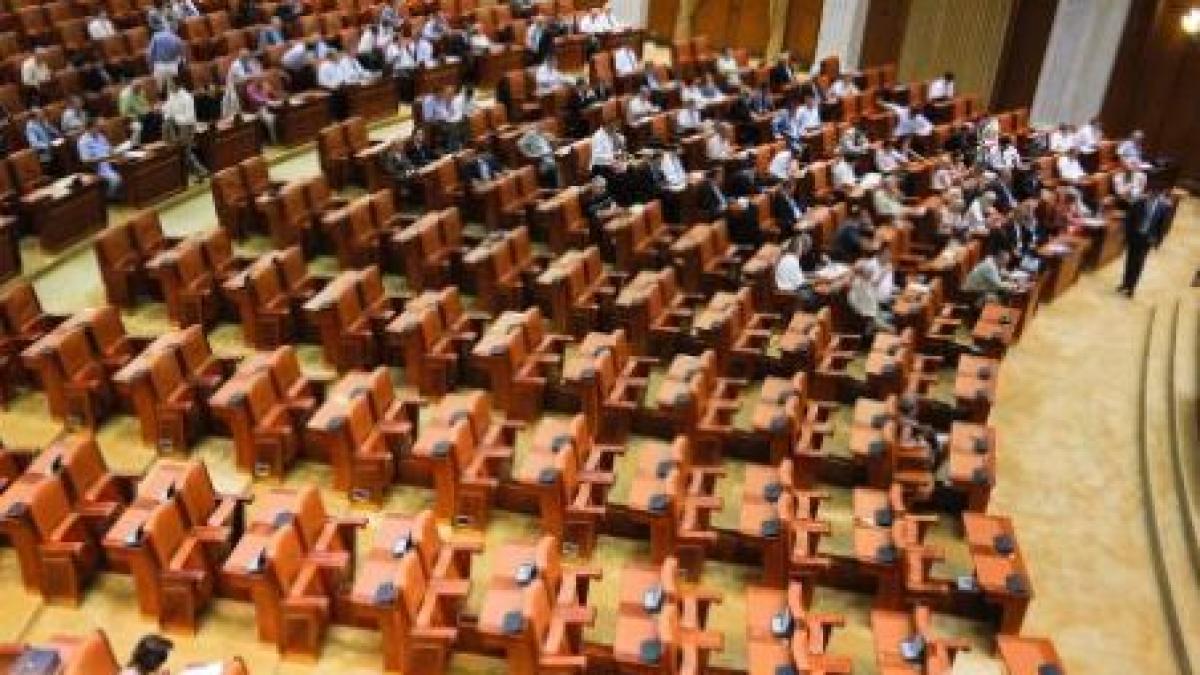 opozitia critica ideea unui nou imprumut de la fmi lansata de traian basescu