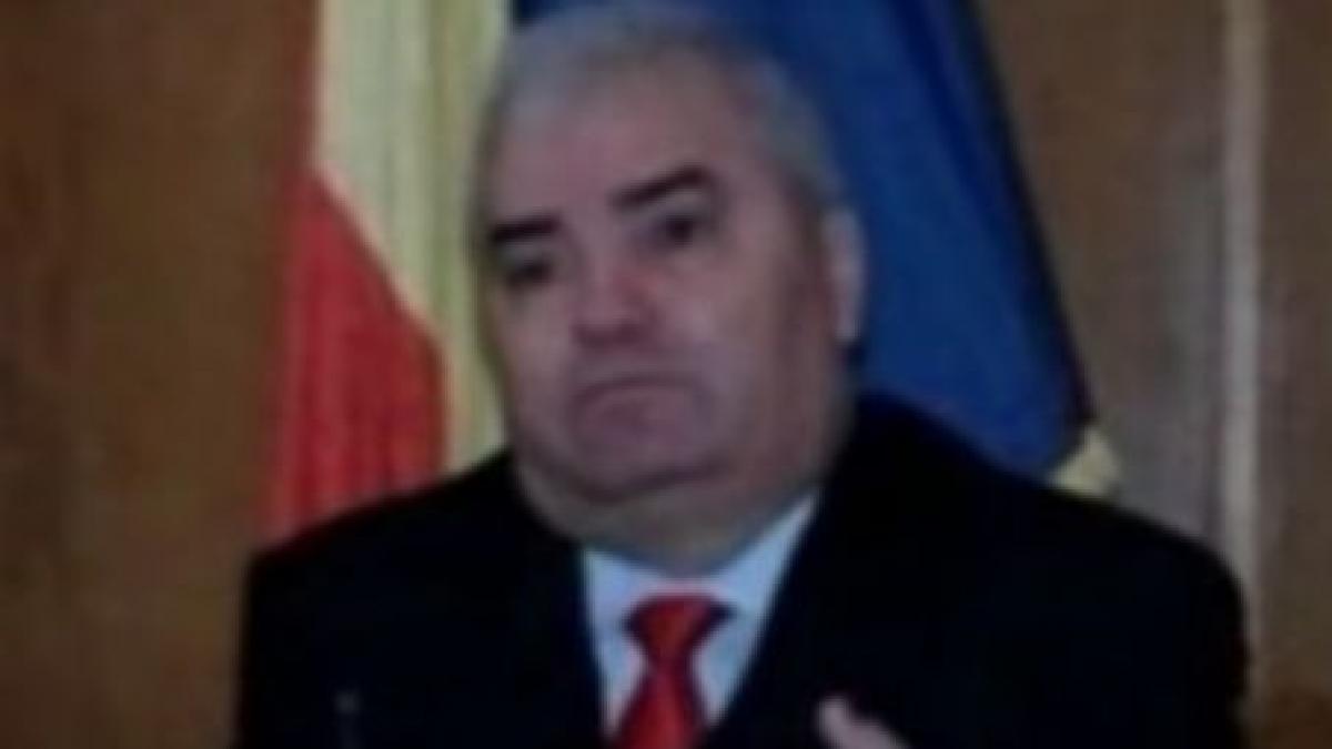 procurorul sef dinu galca cum ia impotriva lui basescu cineva o pozitie cum ii face dosar video