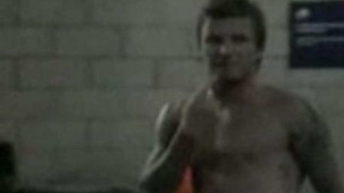 beckham a vrut sa bata un suporter care i a strigat sa lase prostituatele video