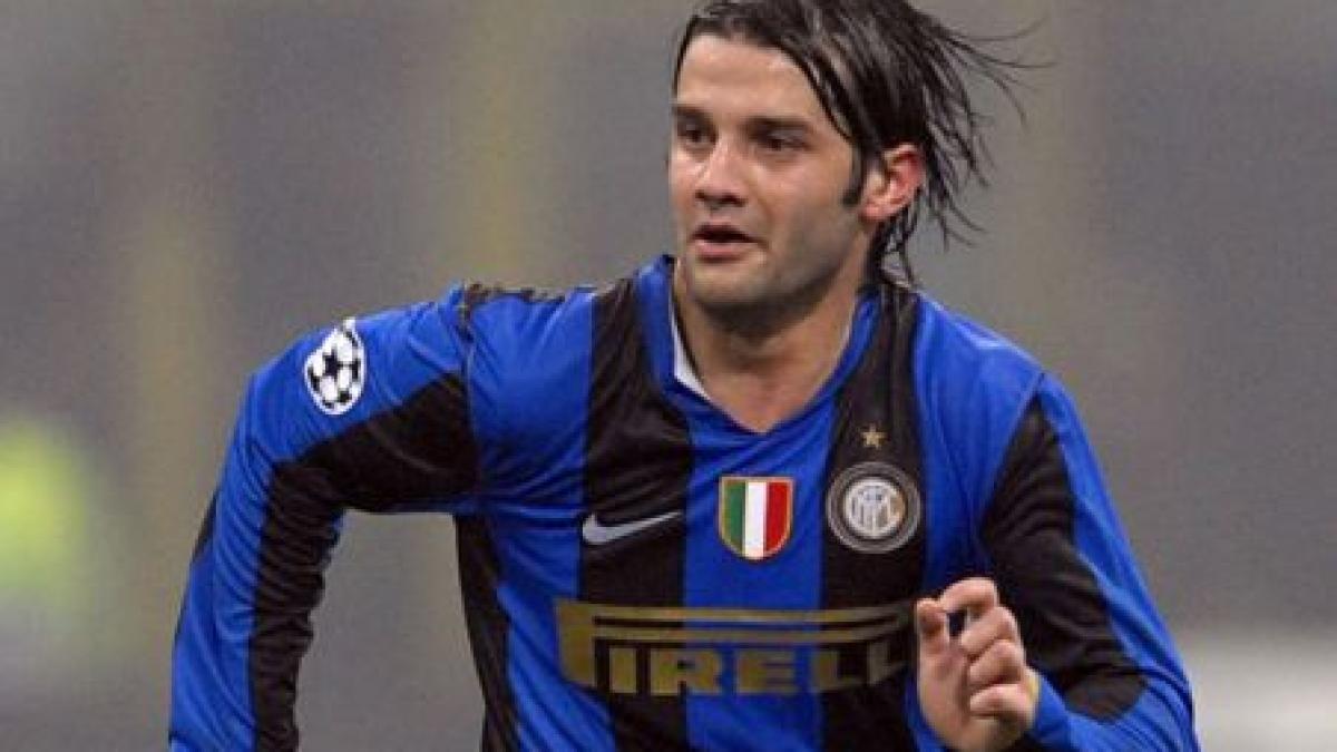 chivu le a cerut scuze lui benitez si coechipierilor