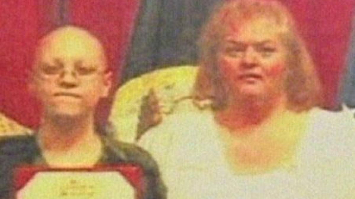 a pretins ca fiul ei are leucemie si l a imbolnavit intentionat ca sa faca rost de bani