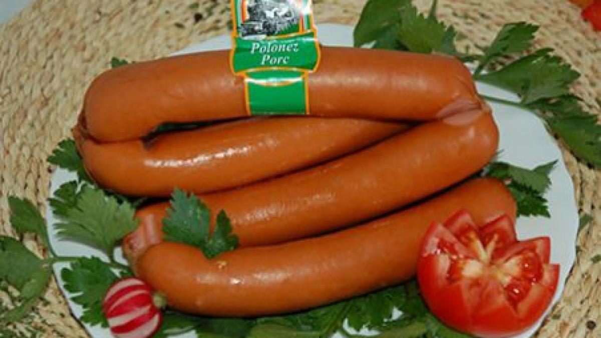 ambasada poloniei pune in carca lui gigi becali atacul cu crenvursti al fanilor stelisti