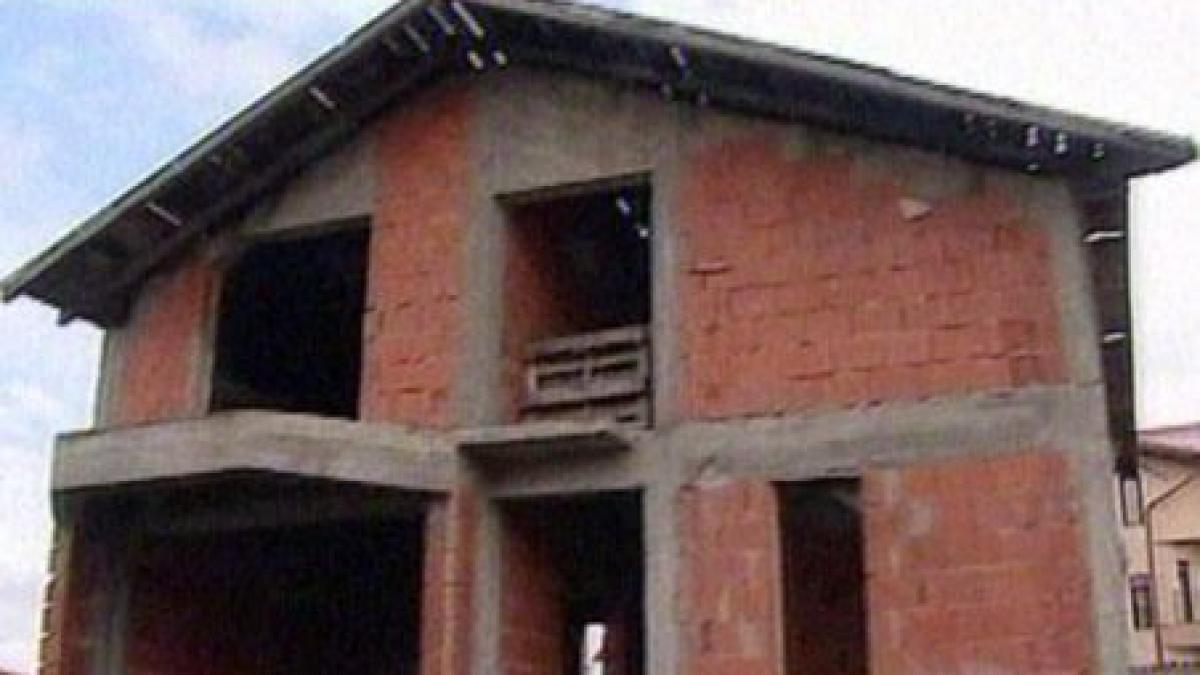 casele in constructie au devenit tinta preferata a hotilor video