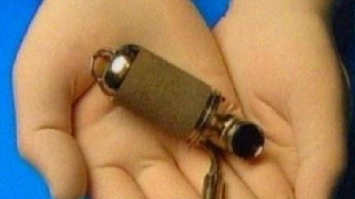 premiera medicala la roma o inima artificiala i a fost implantata definitiv unui baiat de 15 ani