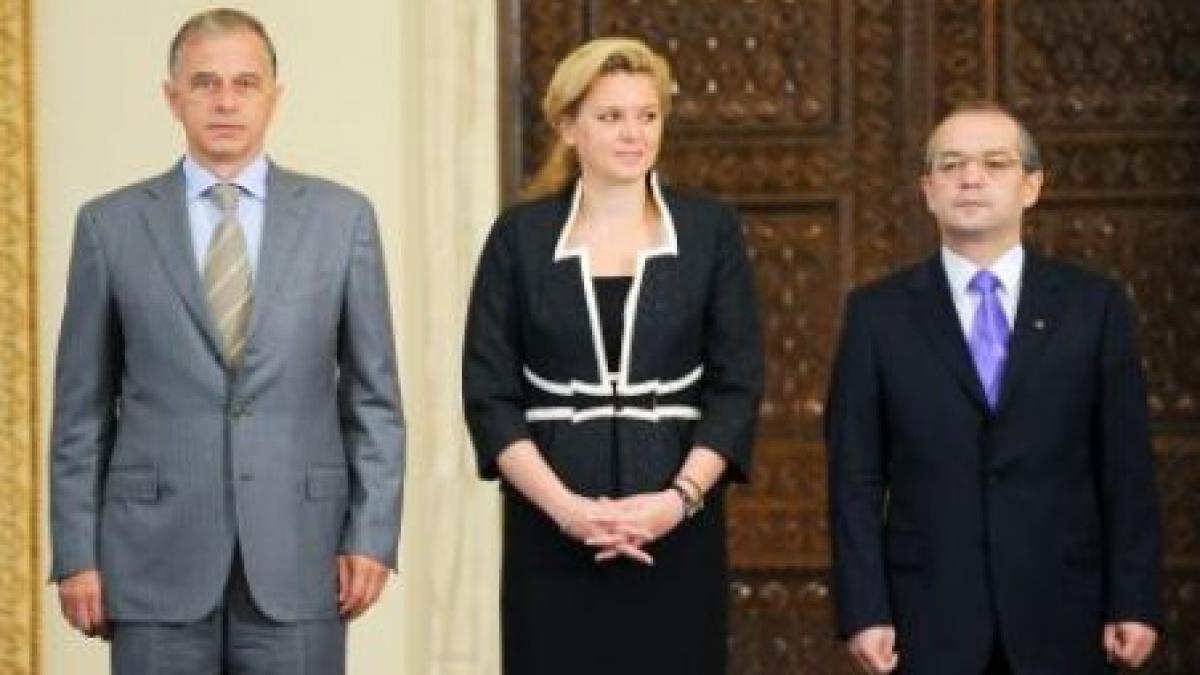 ponta ii reproseaza lui geoana ca face rau imaginii psd arata ca dracu intre anastase si boc