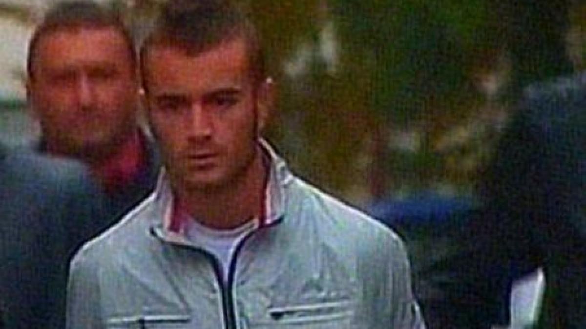 crima din craiova elevul ar fi fost omorat pentru ca a vrut sa apere un coleg video