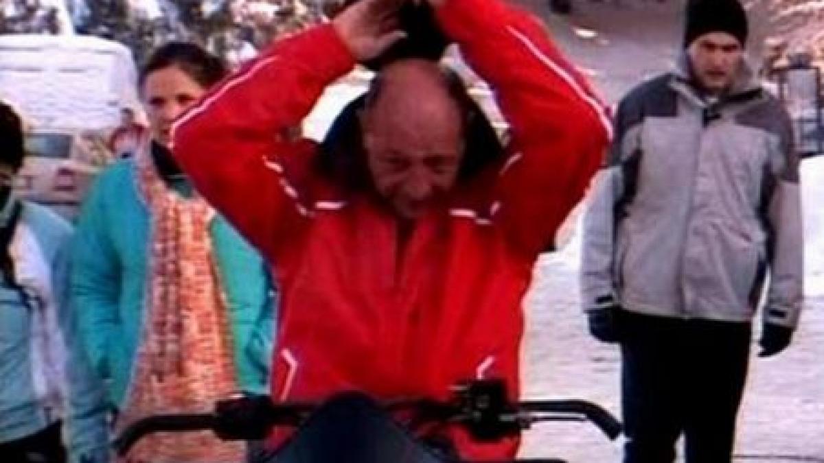 drumul forestier pe care se plimba traian basescu cu snowmobilul asfaltat de primaria predeal cu 2