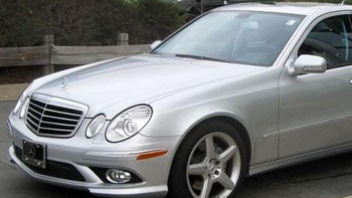 peste 85 000 de masini mercedes benz rechemate in service