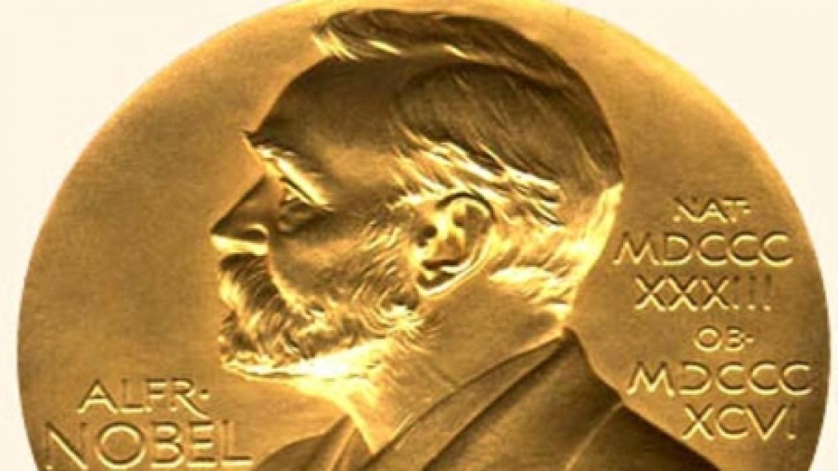 premiul nobel pentru economie obtinut de doi americani si un britanic